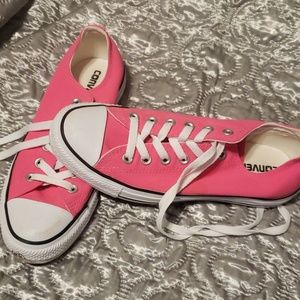 Pink converse
